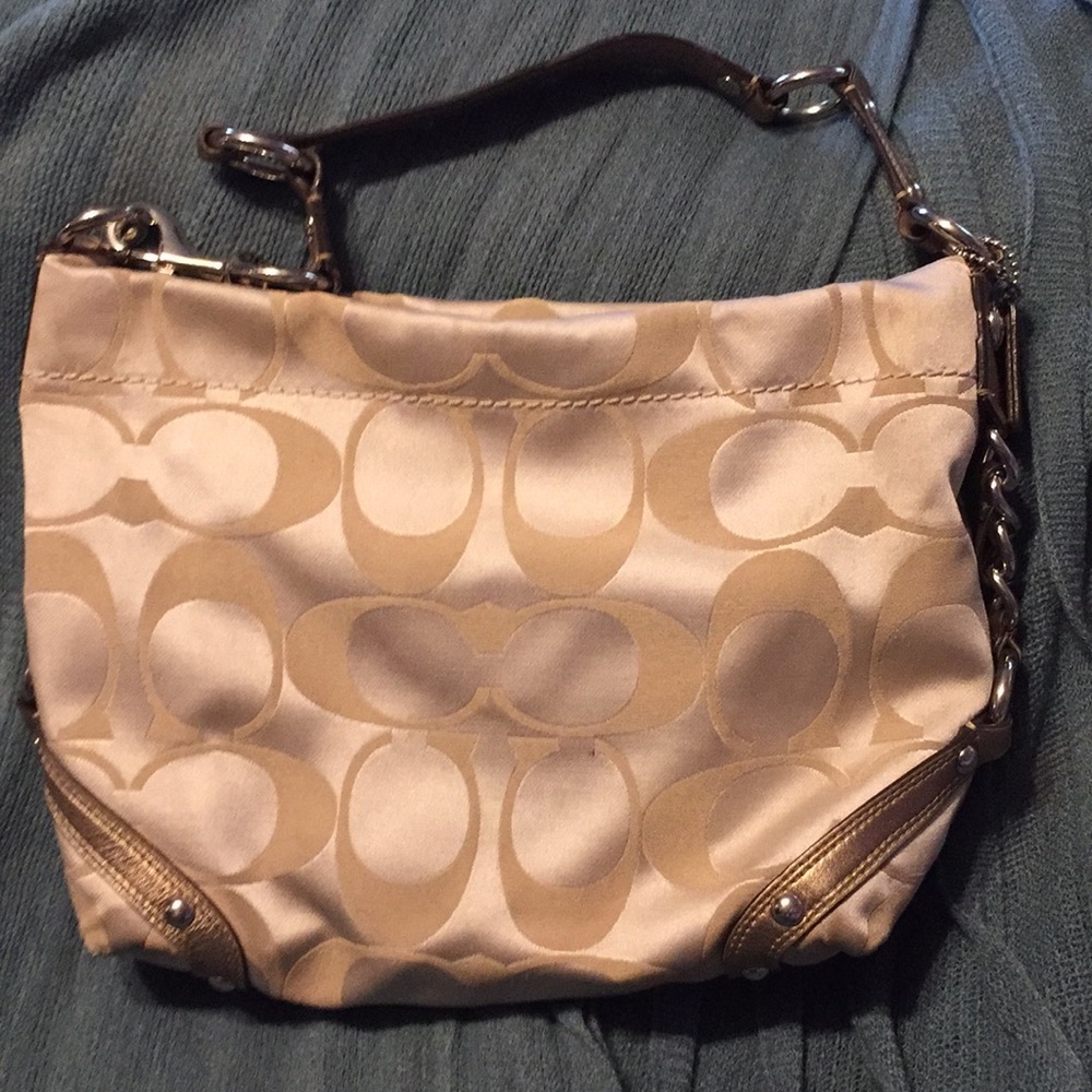 Coach purse, champagne